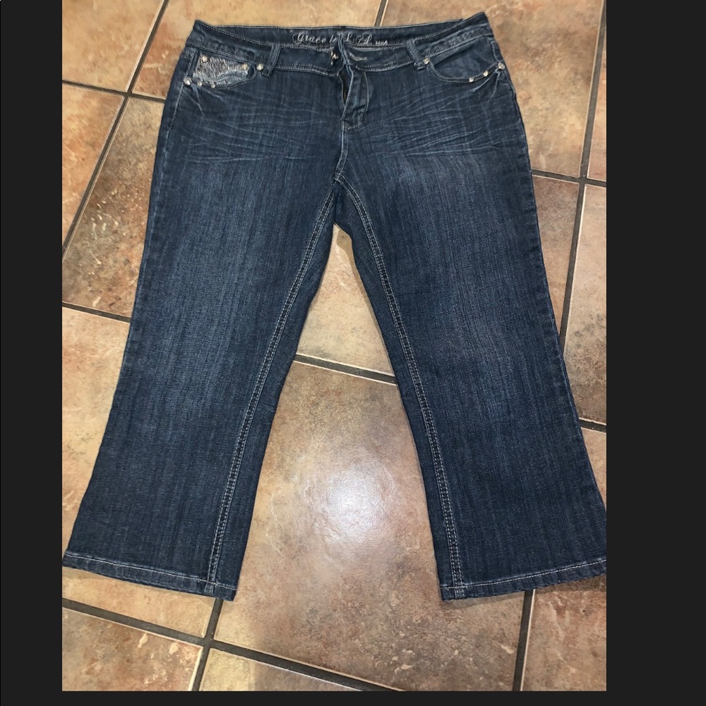 Women’s Capri Jeans
